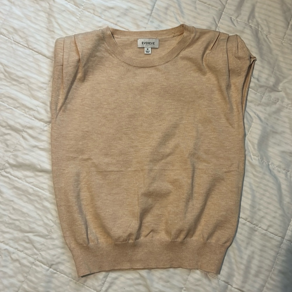 Evereve tan sleeveless knit top